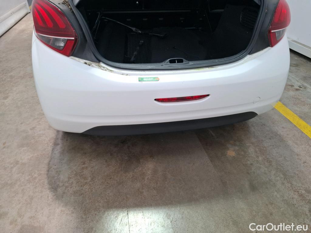  Peugeot  208 PEUGEOT  AFFAIRE VF 5p BER 1.6 BlueHDi 75 PACK CLIM bi-corps VU #26