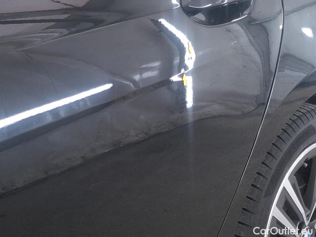  Bmw  Serie 2 BMW Série 2 Gran Coupé / 2019 / 4P / Berline 220D AUTO Business Design #4