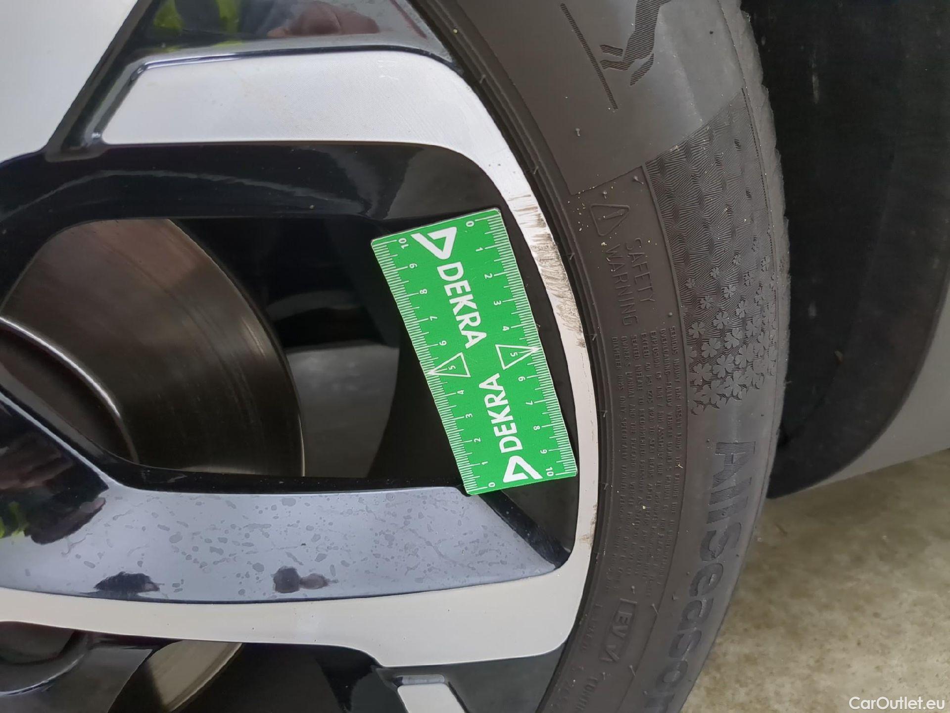  Citroen  C5 Aircross  Shine 1.5 BlueHDi 130CV BVA8 E6dT / VO RECONDITIONNE - PHOTOS AVANT RECONDITIONNEMENT #21
