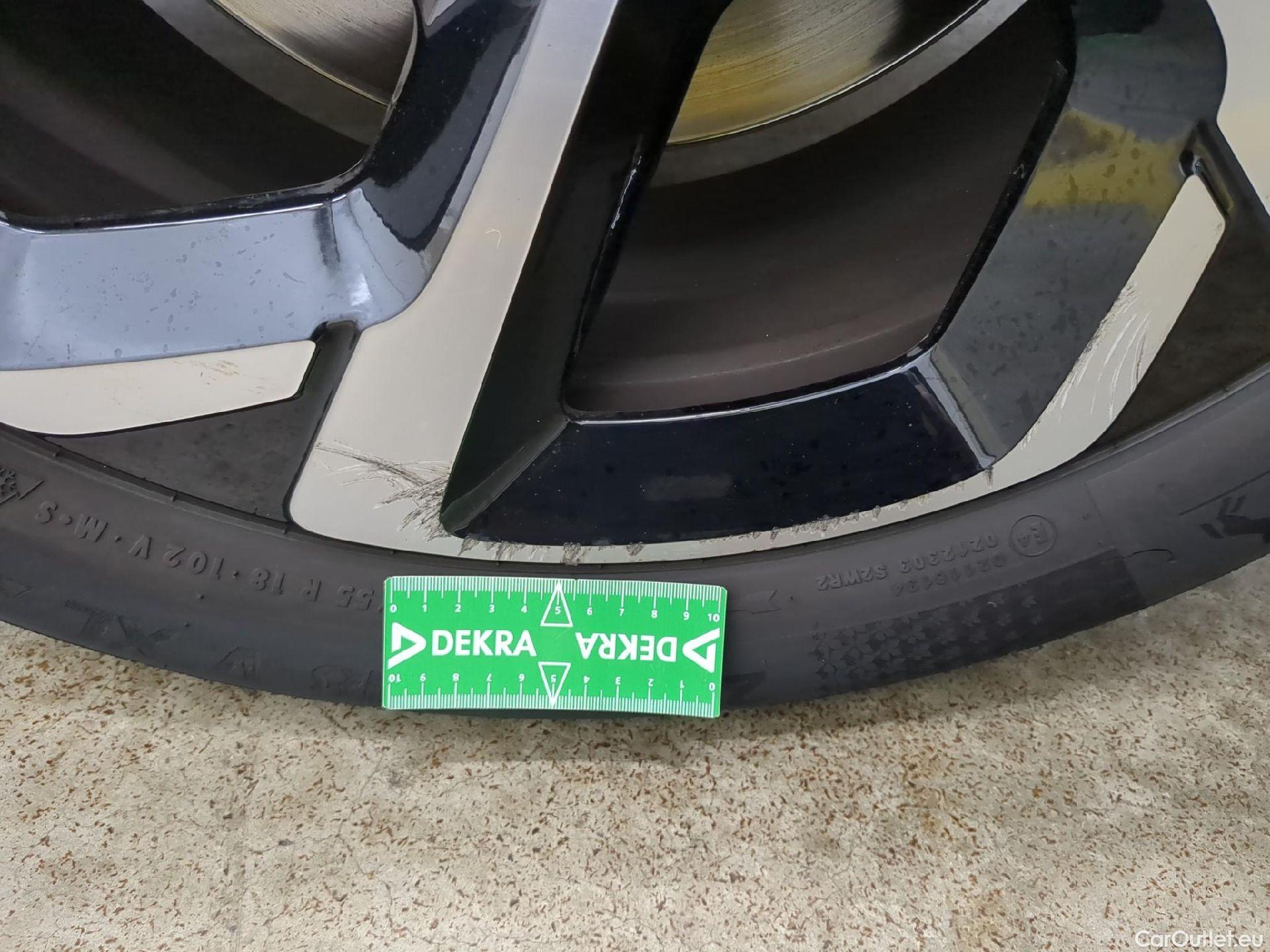  Citroen  C5 Aircross  Shine 1.5 BlueHDi 130CV BVA8 E6dT / VO RECONDITIONNE - PHOTOS AVANT RECONDITIONNEMENT #9