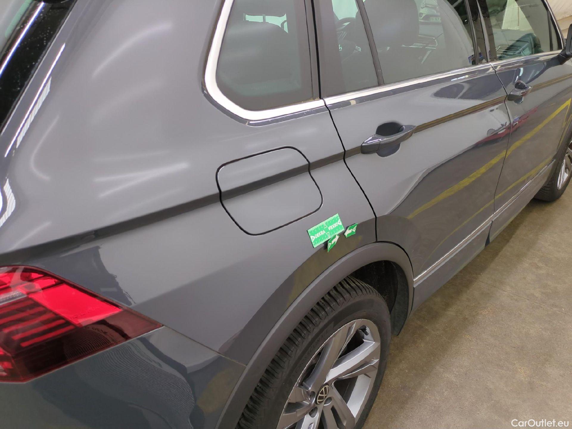  Volkswagen  Tiguan VOLKSWAGEN  / 2020 / 5P / SUV 1.4 eHybrid 245 DSG6 R-Line #5
