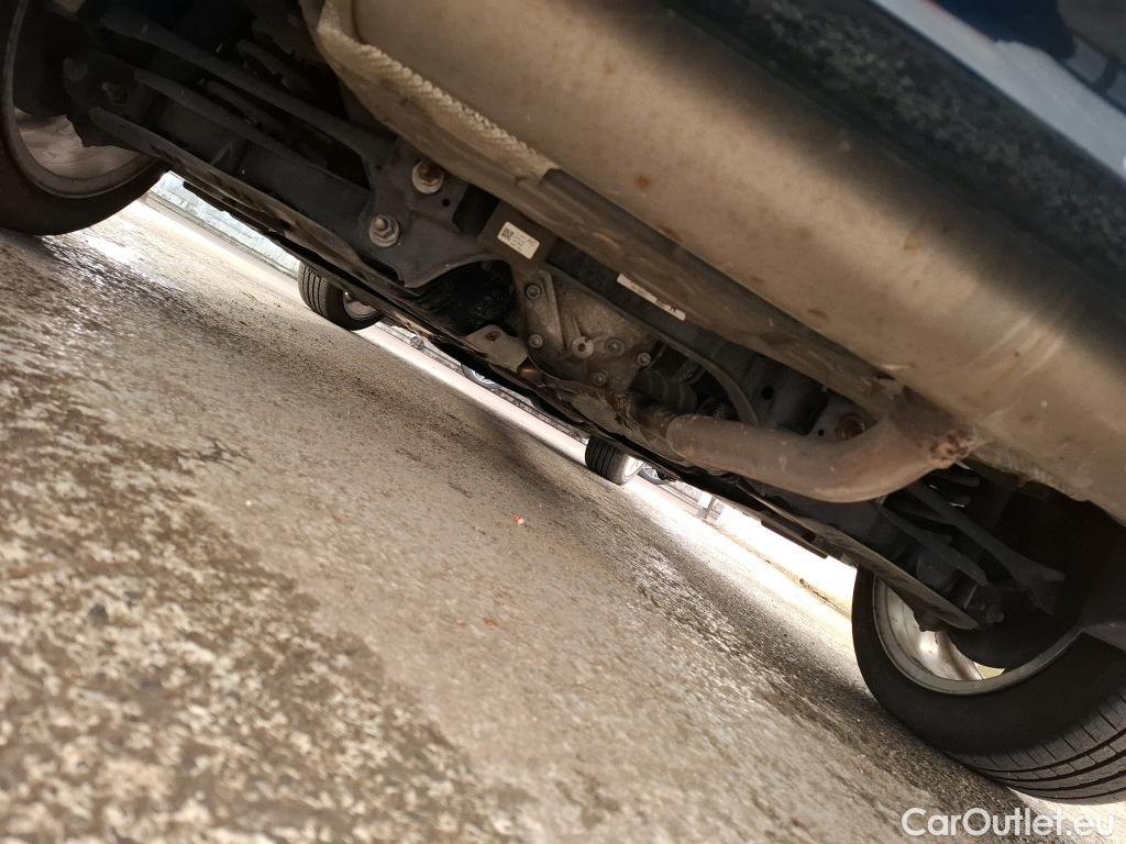  Bmw  Serie 1 Série 1 Berline 116d Sport 1.5 115CV BVA8 E6 #41
