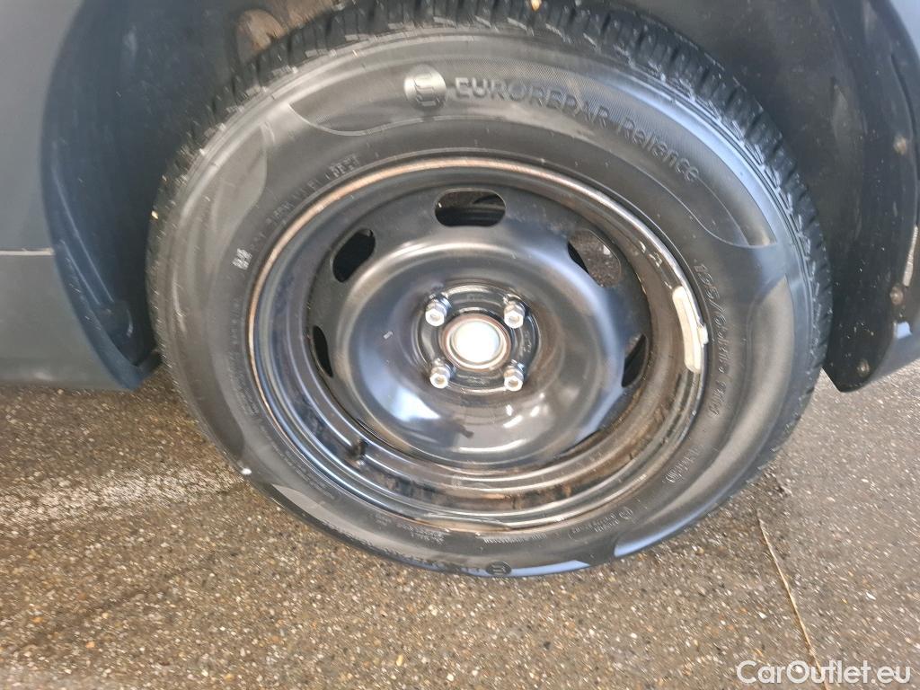  Citroen  C3  Feel 1.2 PureTech 70CV BVM5 E6dT #35