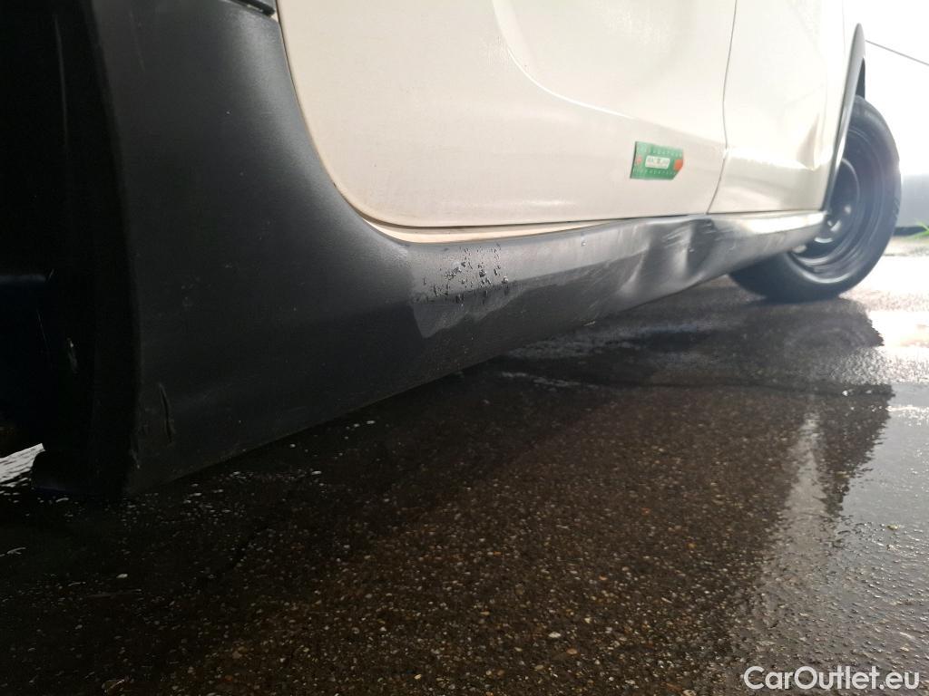  Citroen  C3  Feel 1.2 PureTech 70CV BVM5 E6dT #18