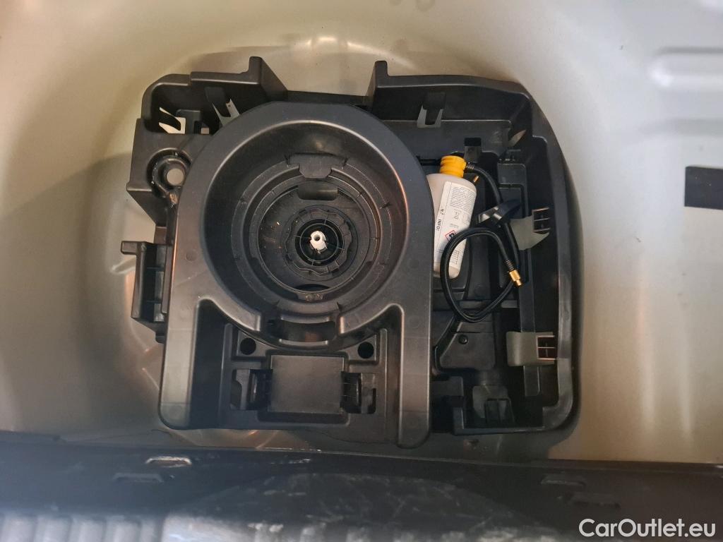  Citroen  C3  Feel 1.2 PureTech 70CV BVM5 E6dT #36