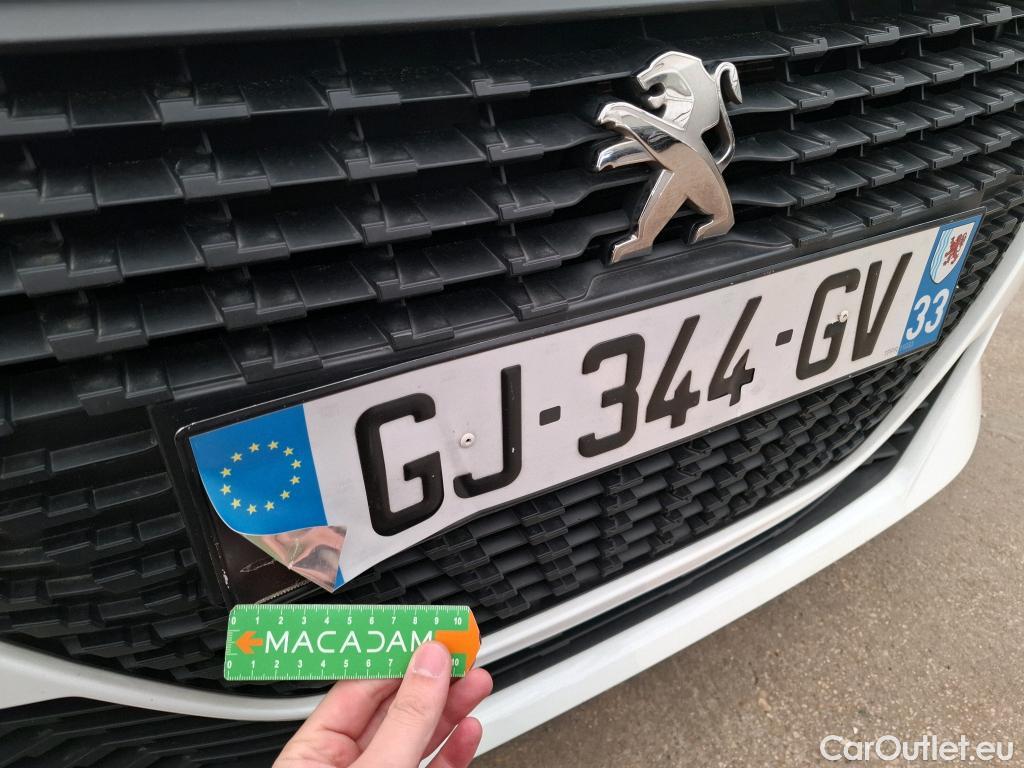  Peugeot  208  Premium 1.2 PureTech 75CV BVM5 E6d #12
