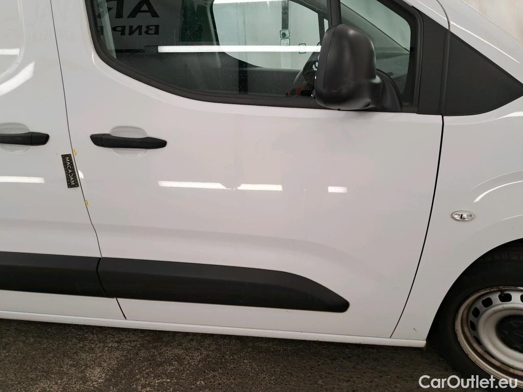  Citroen  Berlingo CITROEN  Van / 2018 / 4P / Fourgonnette Taille M 650kg BlueHDi 100 S&S BVM Club #18
