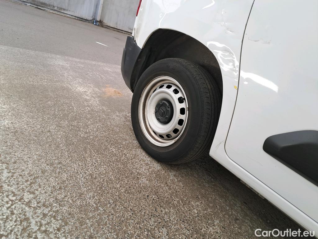  Citroen  Berlingo CITROEN  Van / 2018 / 4P / Fourgonnette Taille M 650kg BlueHDi 100 S&S BVM Club #5