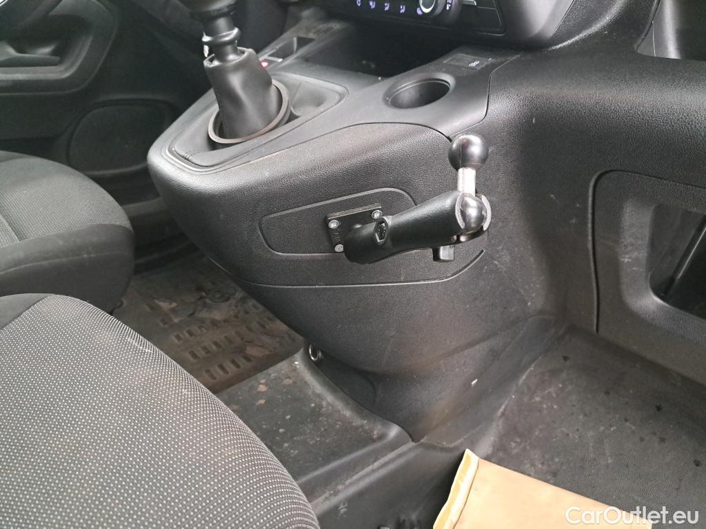  Citroen  Berlingo CITROEN  Van / 2018 / 4P / Fourgonnette Taille M 650kg BlueHDi 100 S&S BVM Club #33