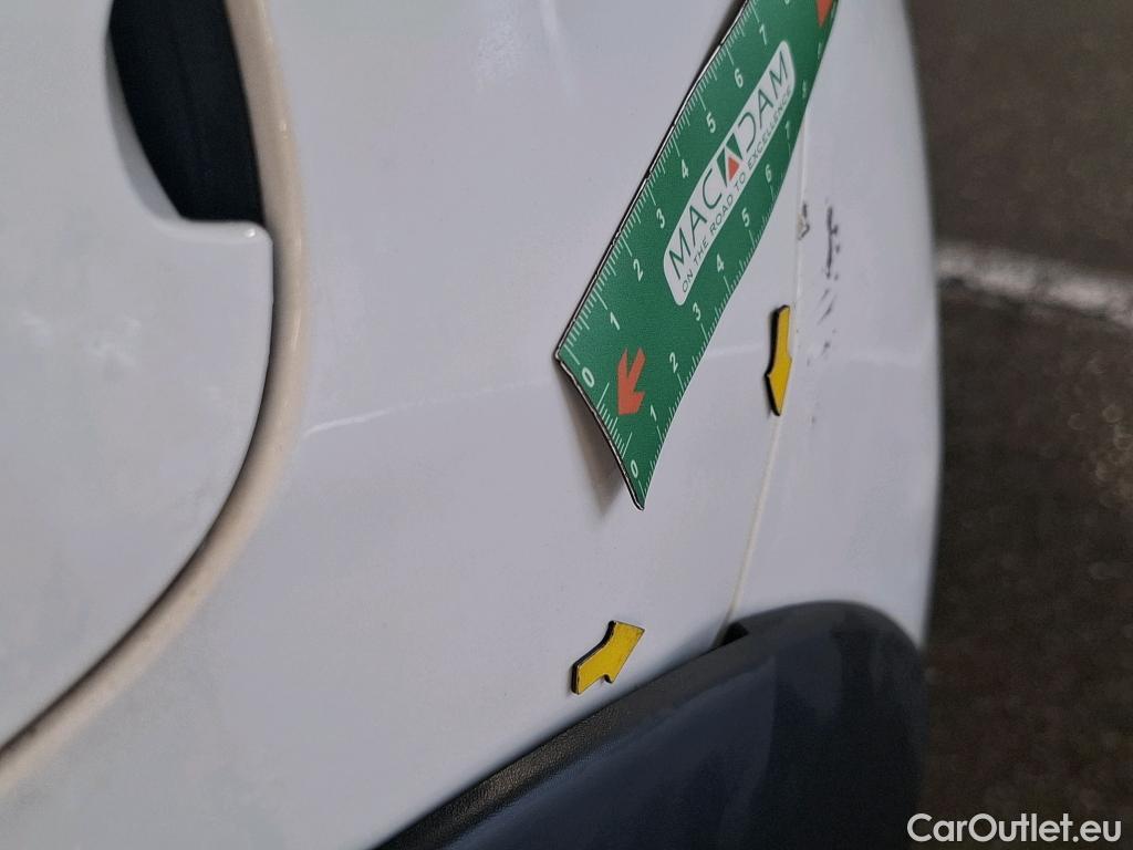  Citroen  C3  Feel 1.2 PureTech 70CV BVM5 E6dT #27