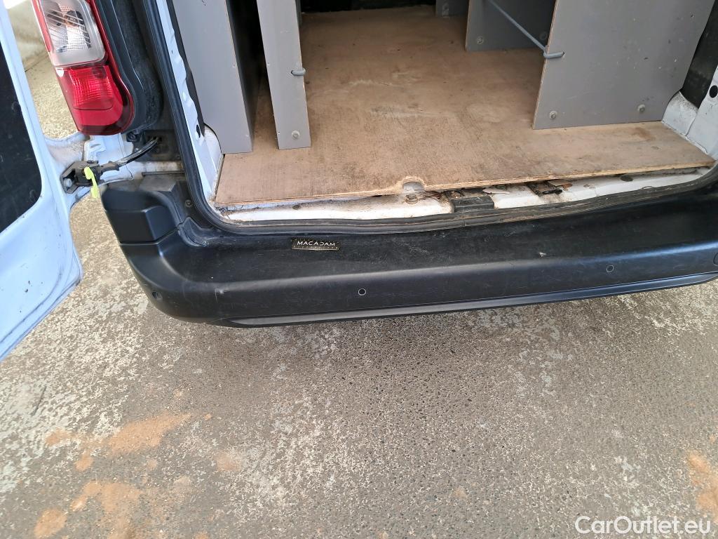  Citroen  Berlingo CITROEN  Van / 2018 / 4P / Fourgonnette Taille M 650kg BlueHDi 100 S&S BVM Club #15