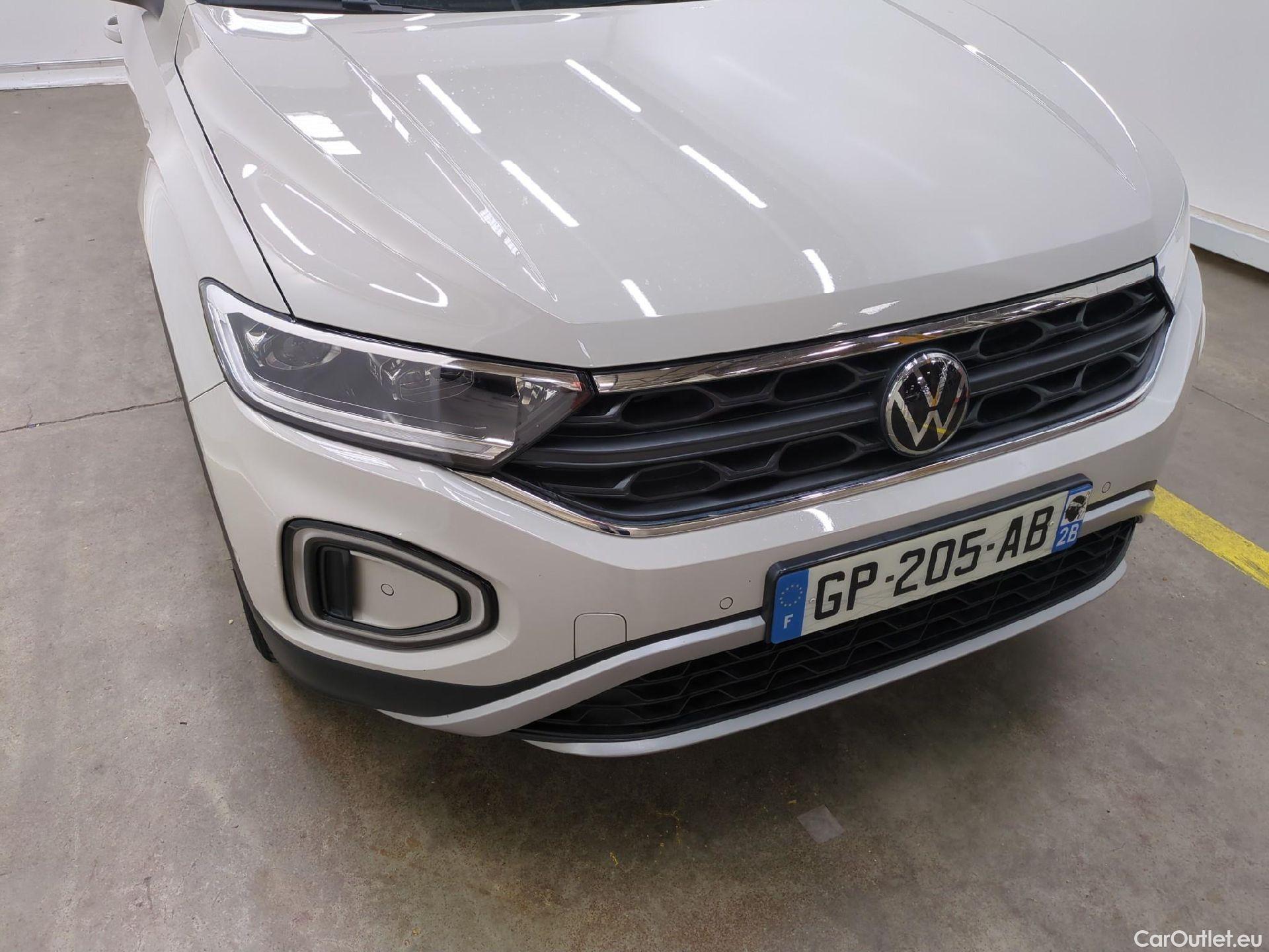  Volkswagen  T-ROC VOLKSWAGEN  / 2021 / 5P / SUV 1.5 TSI 150 EVO LIFE DSG7 #9