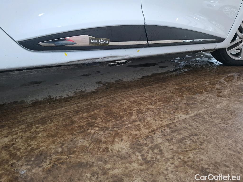  Renault  Clio  IV Business 0.9 TCe 90CV BVM5 E6 #1