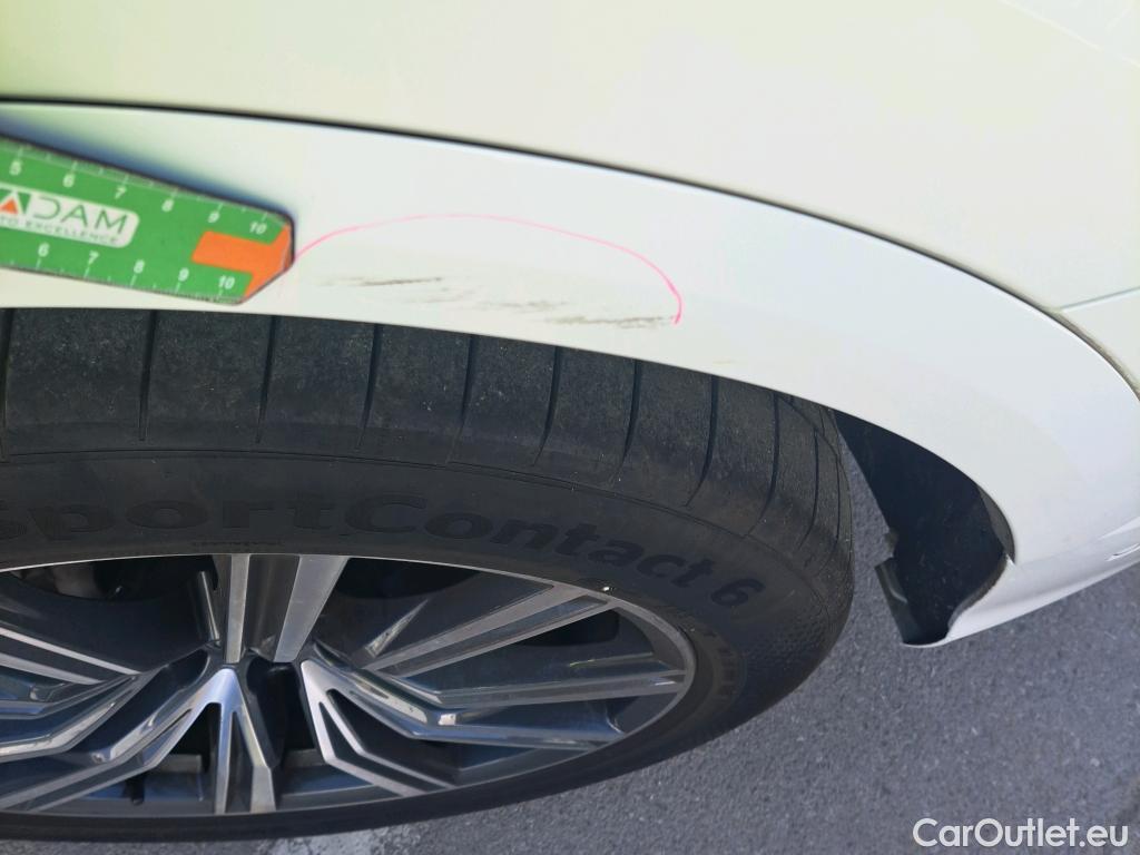  Audi  Q8 AUDI   S line plus 55 TFSIe 380 CV quattro tiptr/ 5P  #20