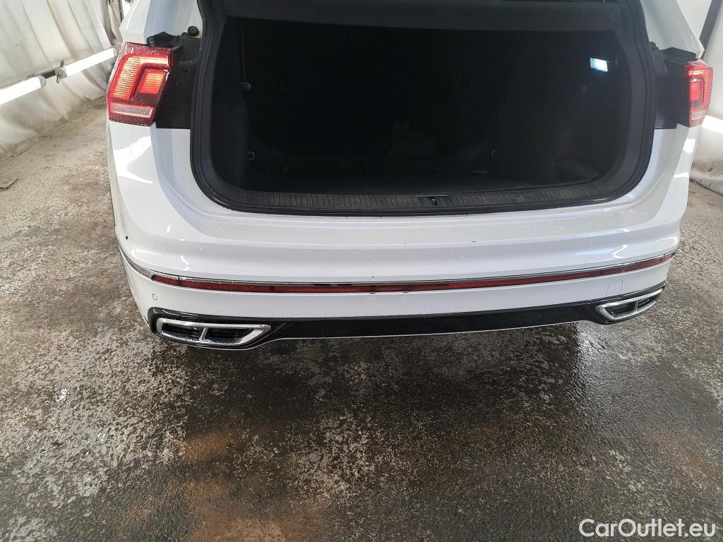  Volkswagen  Tiguan VOLKSWAGEN  / 2020 / 5P / SUV 2.0 TDI 150 DSG7 R-Line #1