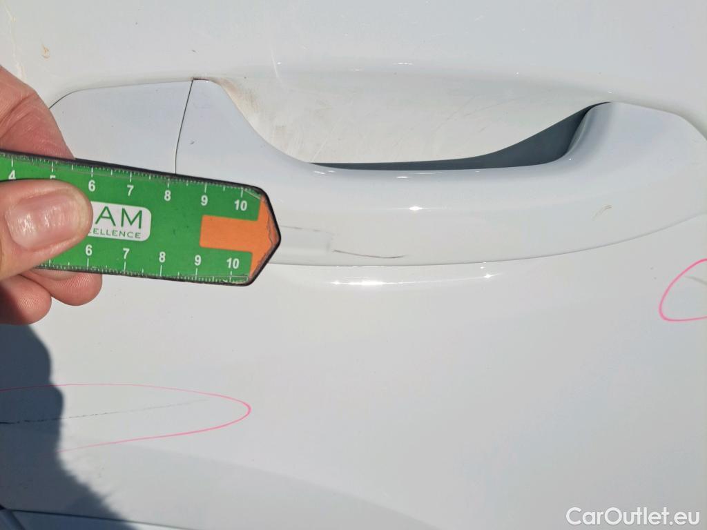  Audi  Q8 AUDI   S line plus 55 TFSIe 380 CV quattro tiptr/ 5P  #18