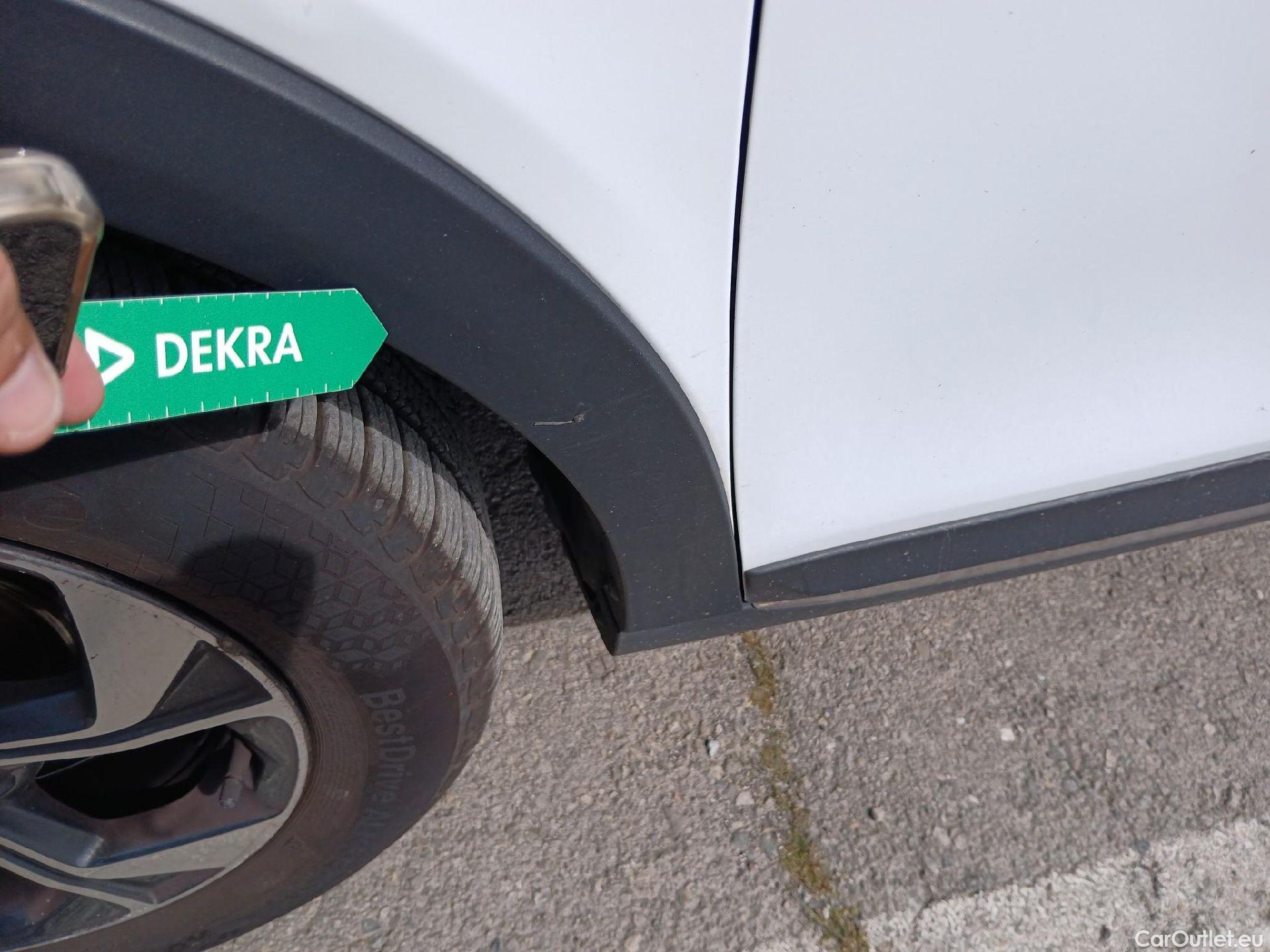  KIA  XCeed KIA  / 2022 / 5P / todoterreno 1.0 T-GDi Drive 88kW (120CV) (AC) #25