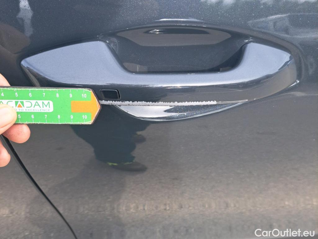 KIA  XCeed KIA  1.6 GDi PHEV 104kW (141CV) eDrive #52