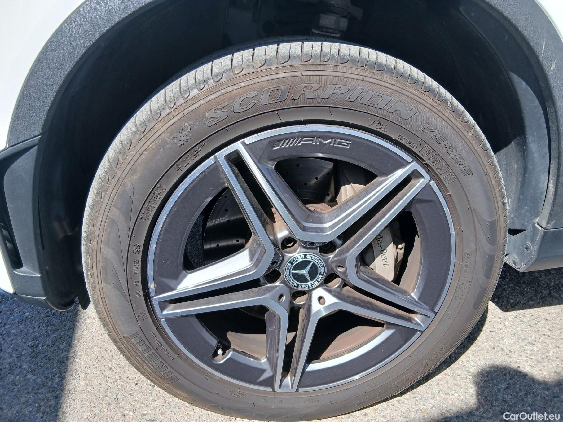  Mercedes  G-Klasee MERCEDES-BENZ Clase GLC 300 de 4MATIC 304 CV #Opcionales 8600€# #6