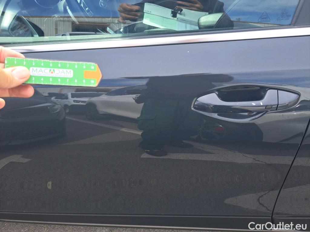  KIA  XCeed KIA  1.6 GDi PHEV 104kW (141CV) eDrive #59