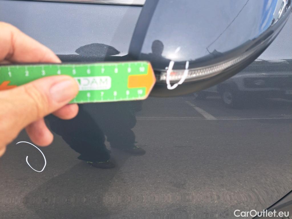  KIA  XCeed KIA  1.6 GDi PHEV 104kW (141CV) eDrive #64