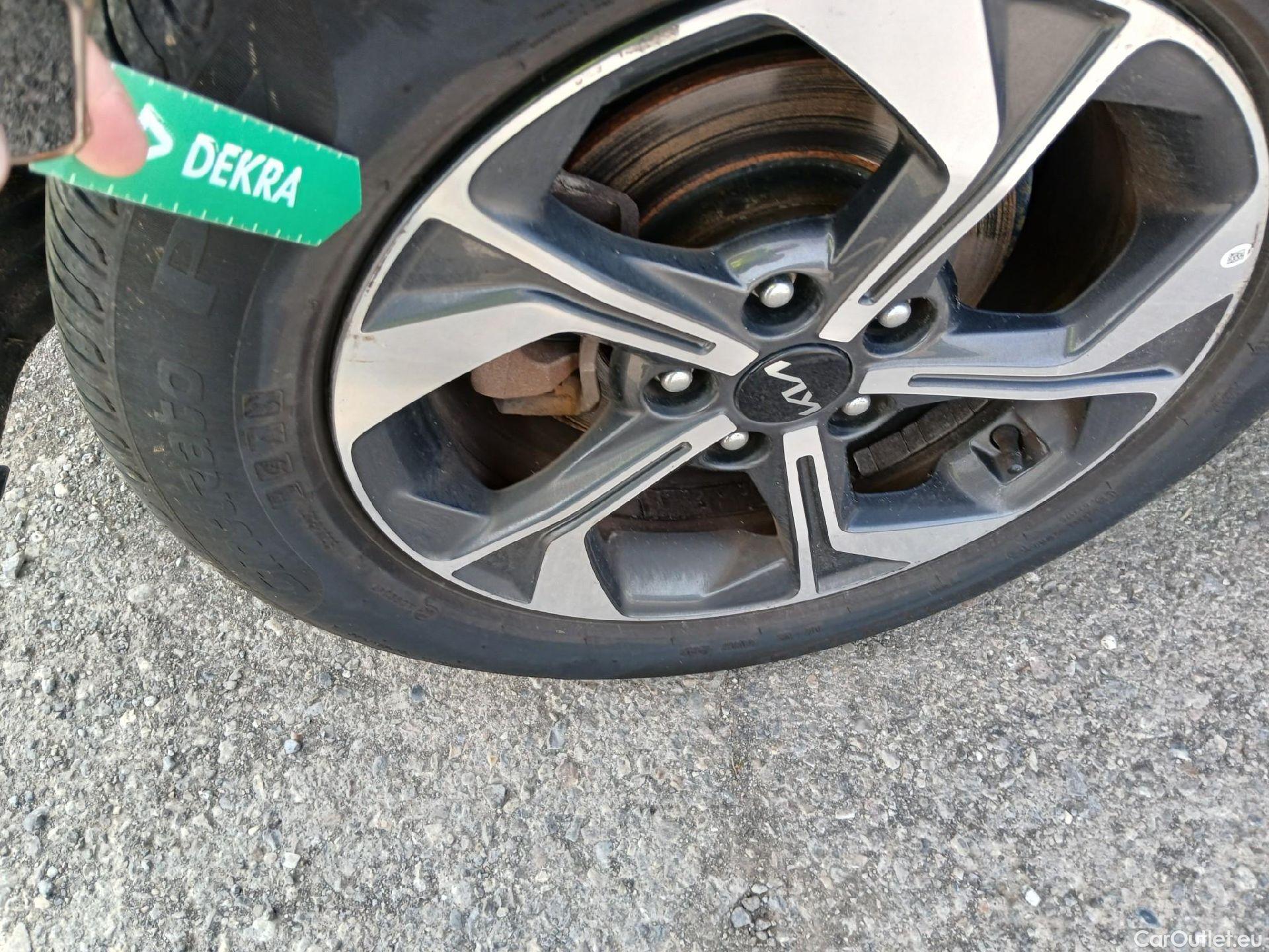  KIA  XCeed KIA  / 2022 / 5P / todoterreno 1.0 T-GDi Drive 88kW (120CV) (AC) #54
