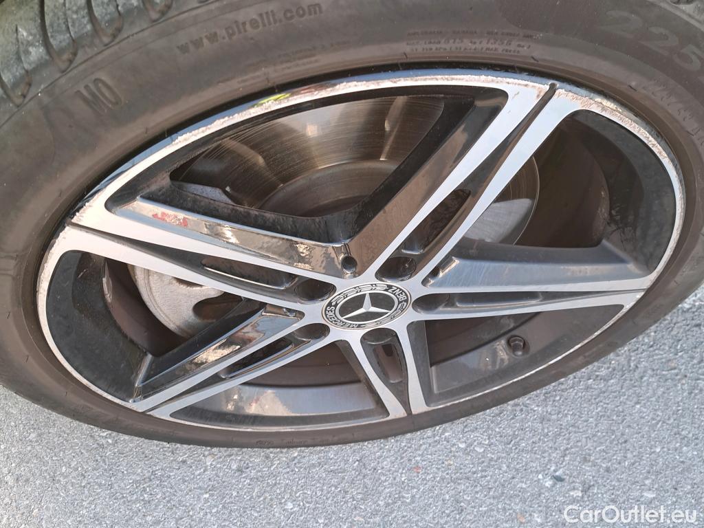  Mercedes  A-Klasse MERCEDES-BENZ Clase A 250 e 220 CV 11 kWh #6