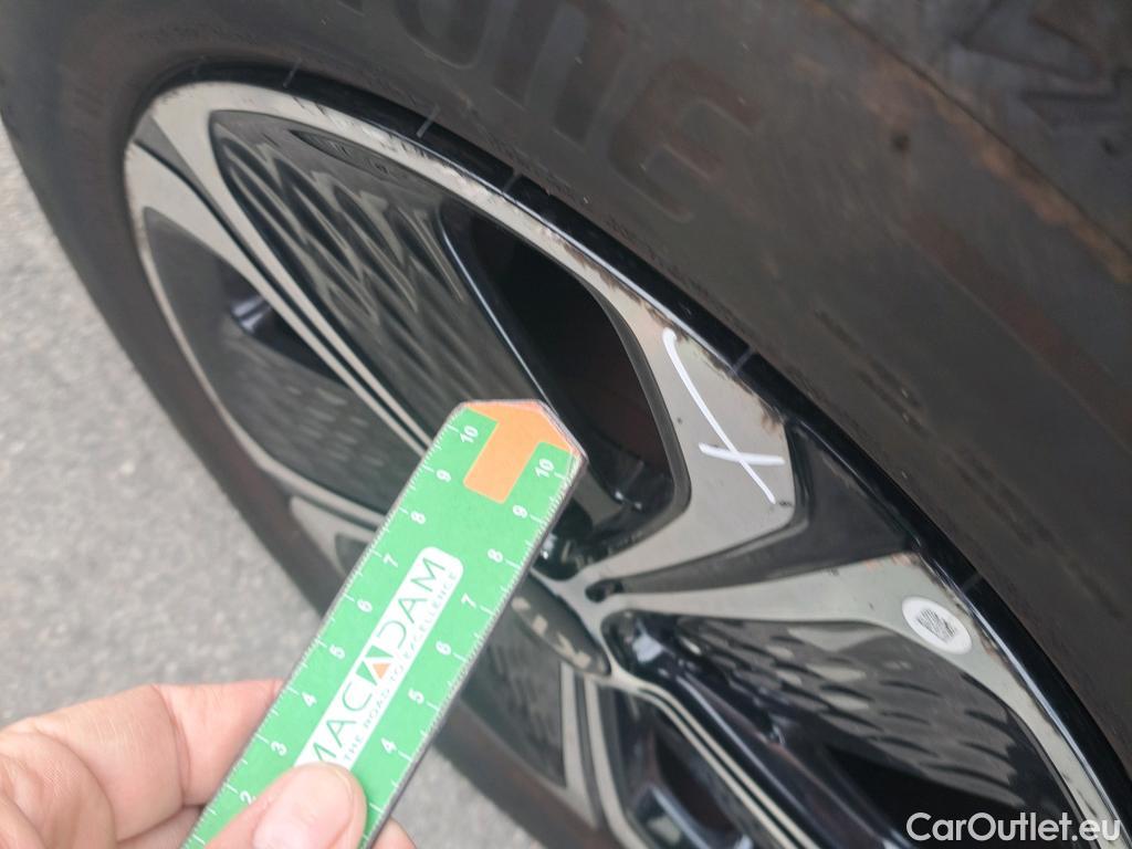  KIA  XCeed KIA  1.6 GDi PHEV 104kW (141CV) eDrive #15
