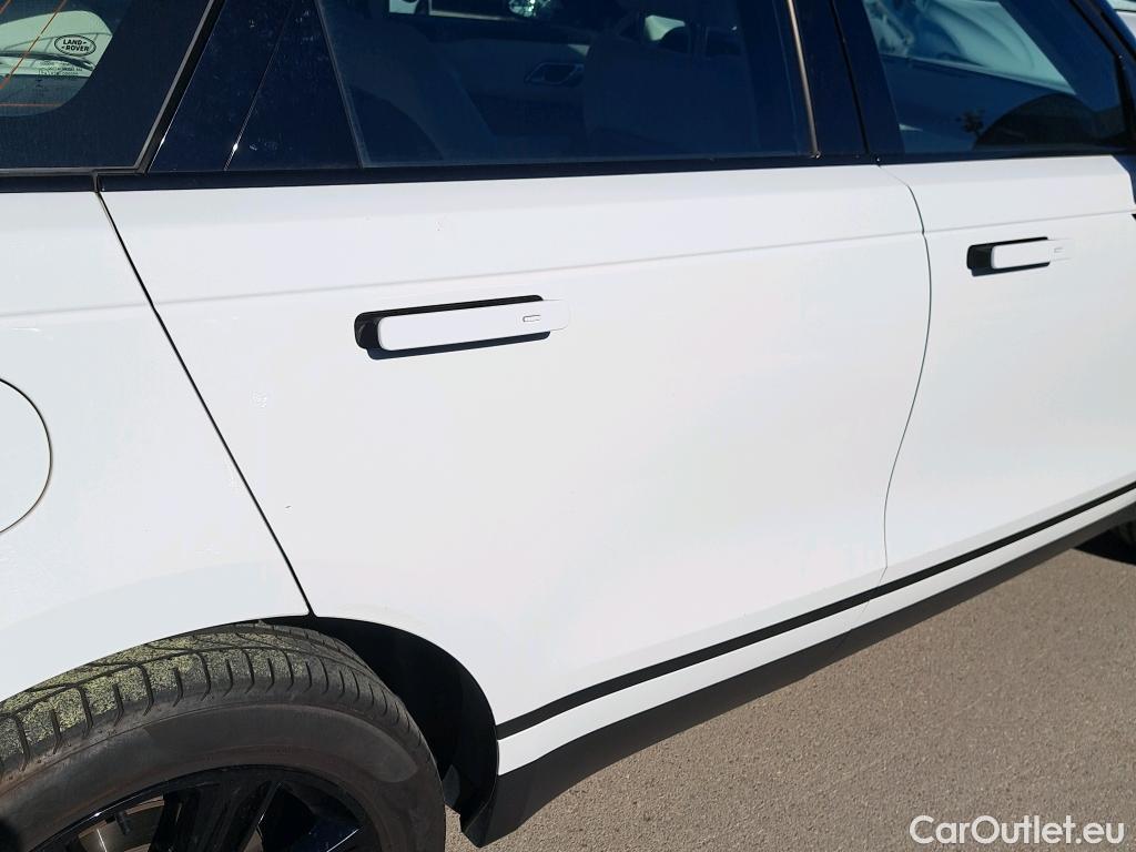 Land Rover  Range Rover LAND ROVER  Velar / 2017 / 5P / todoterreno 2.0 I4 PHEV 297kW (404CV) S 4WD Auto #3