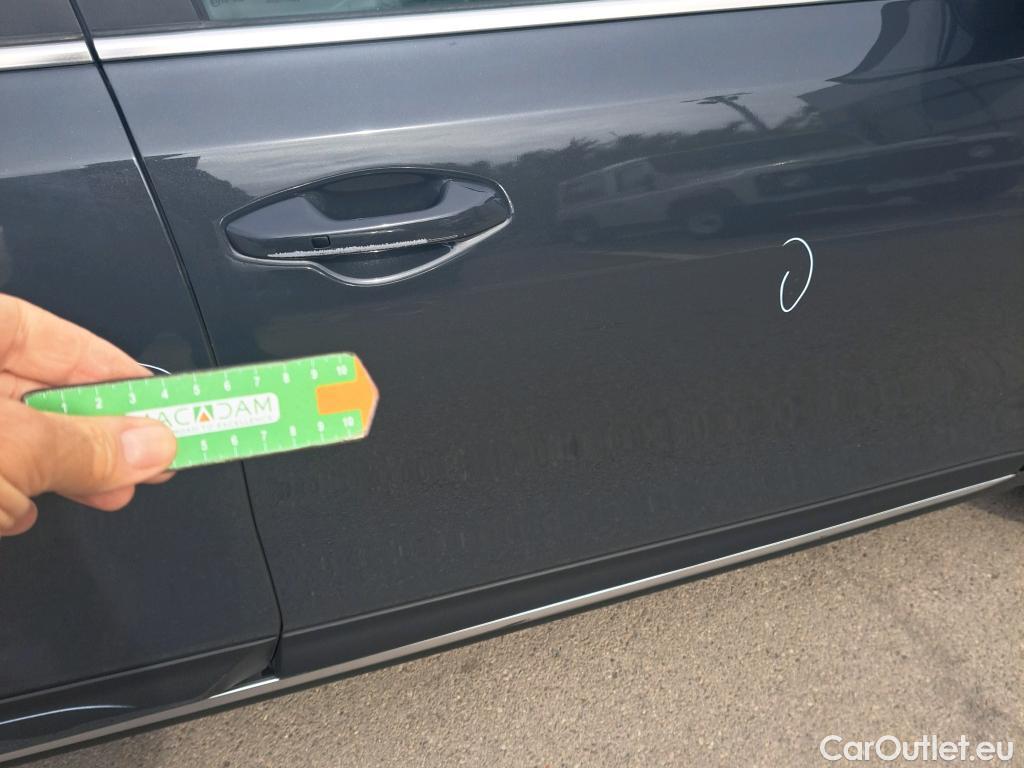  KIA  XCeed KIA  1.6 GDi PHEV 104kW (141CV) eDrive #47