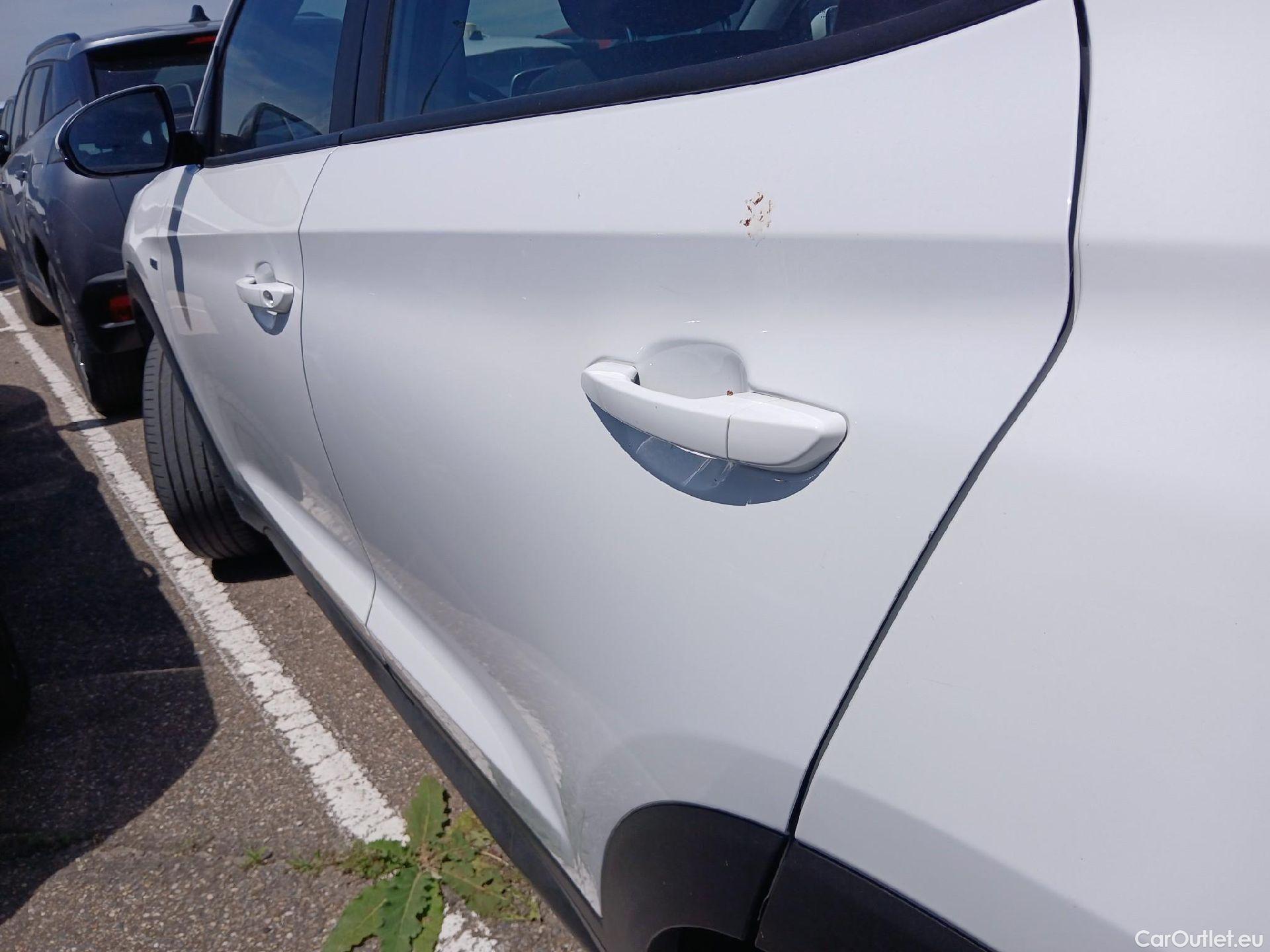  Hyundai  Tucson HYUNDAI  / 2018 / 5P / todoterreno 1.6 CRDI 85kW (116CV) 48V SLE 4X2(SP)(SL) #20