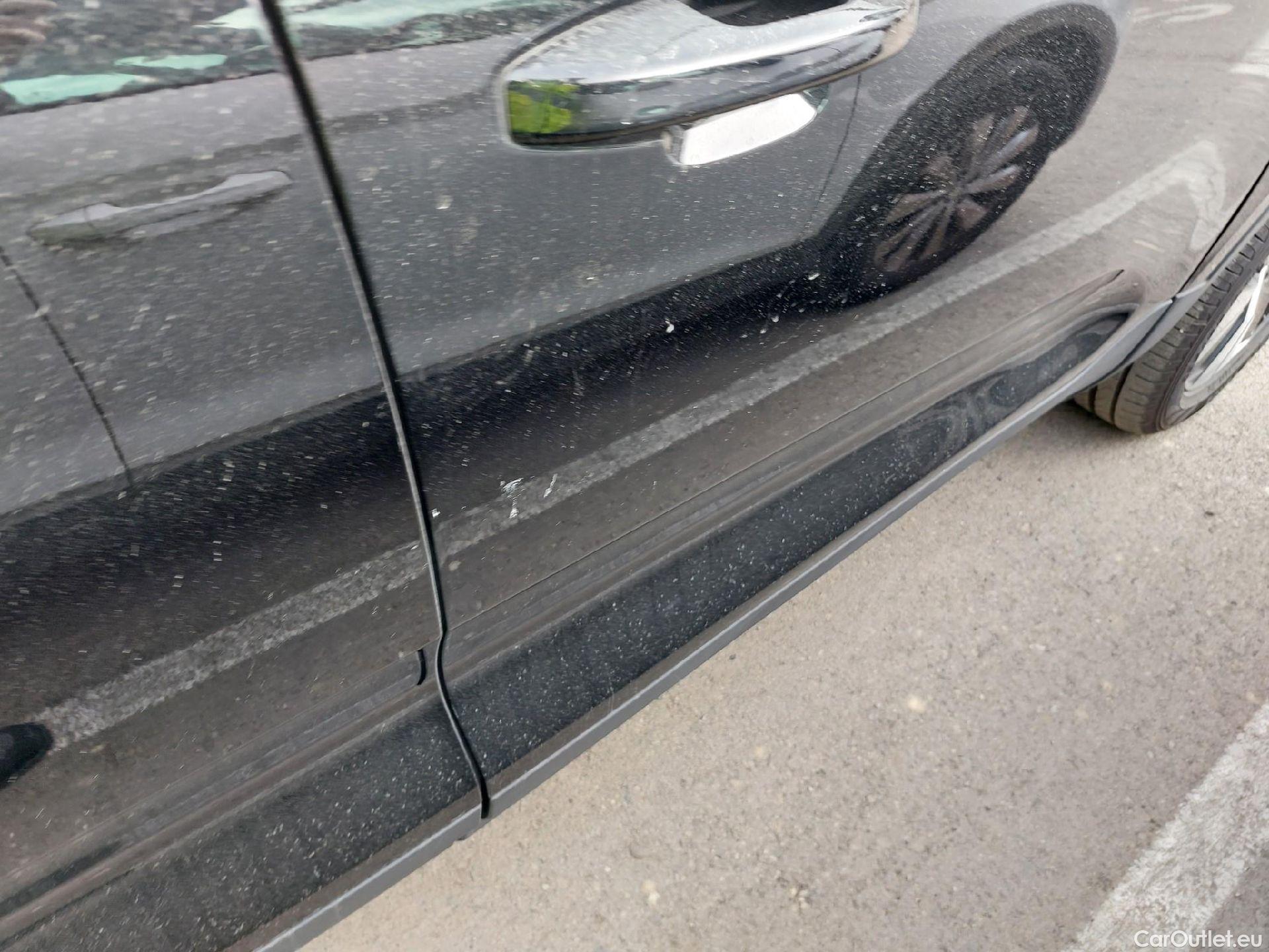  Volvo  XC 40 VOLVO XC40 todoterreno 1.5 T5 Twin Recharge Inscription Ex Auto 260 CV 10 kWh #28