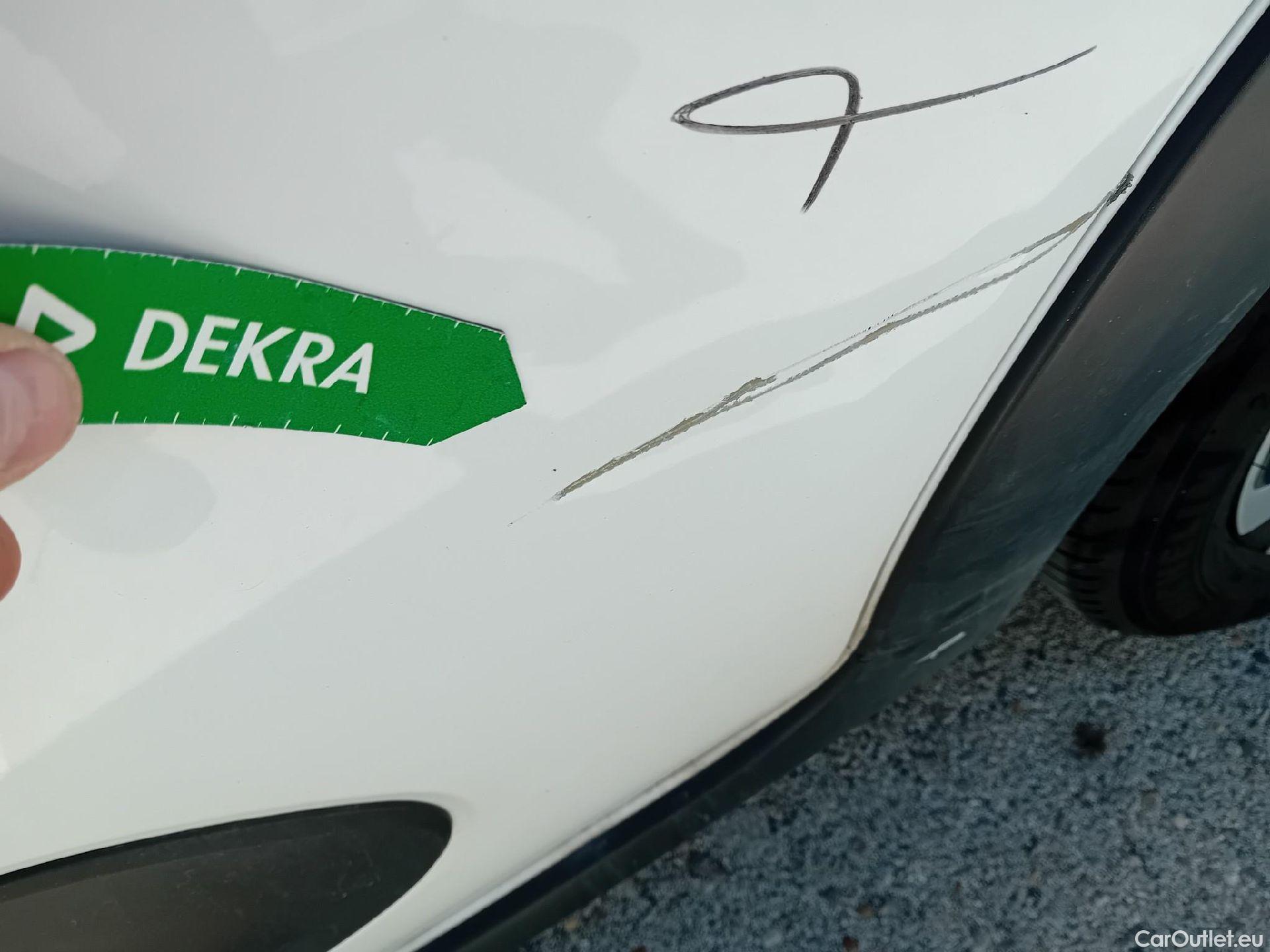  Citroen  C3 CITROEN  / 2020 / 5P / berlina con portón PureTech 60KW (83CV) Feel Pack #7