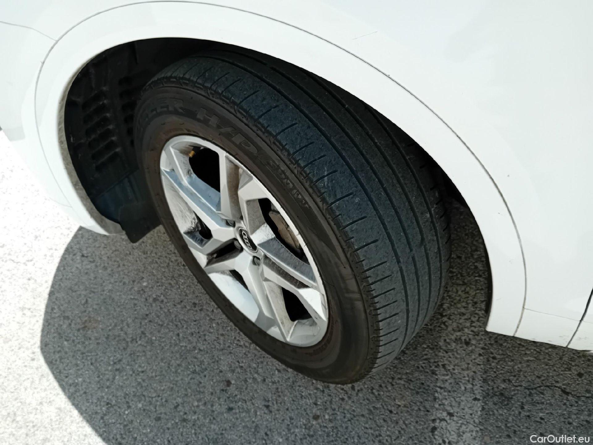  Audi  Q5  FYG 35 TDI advanced 2.0 TDI 165CV AT7 E6d #10