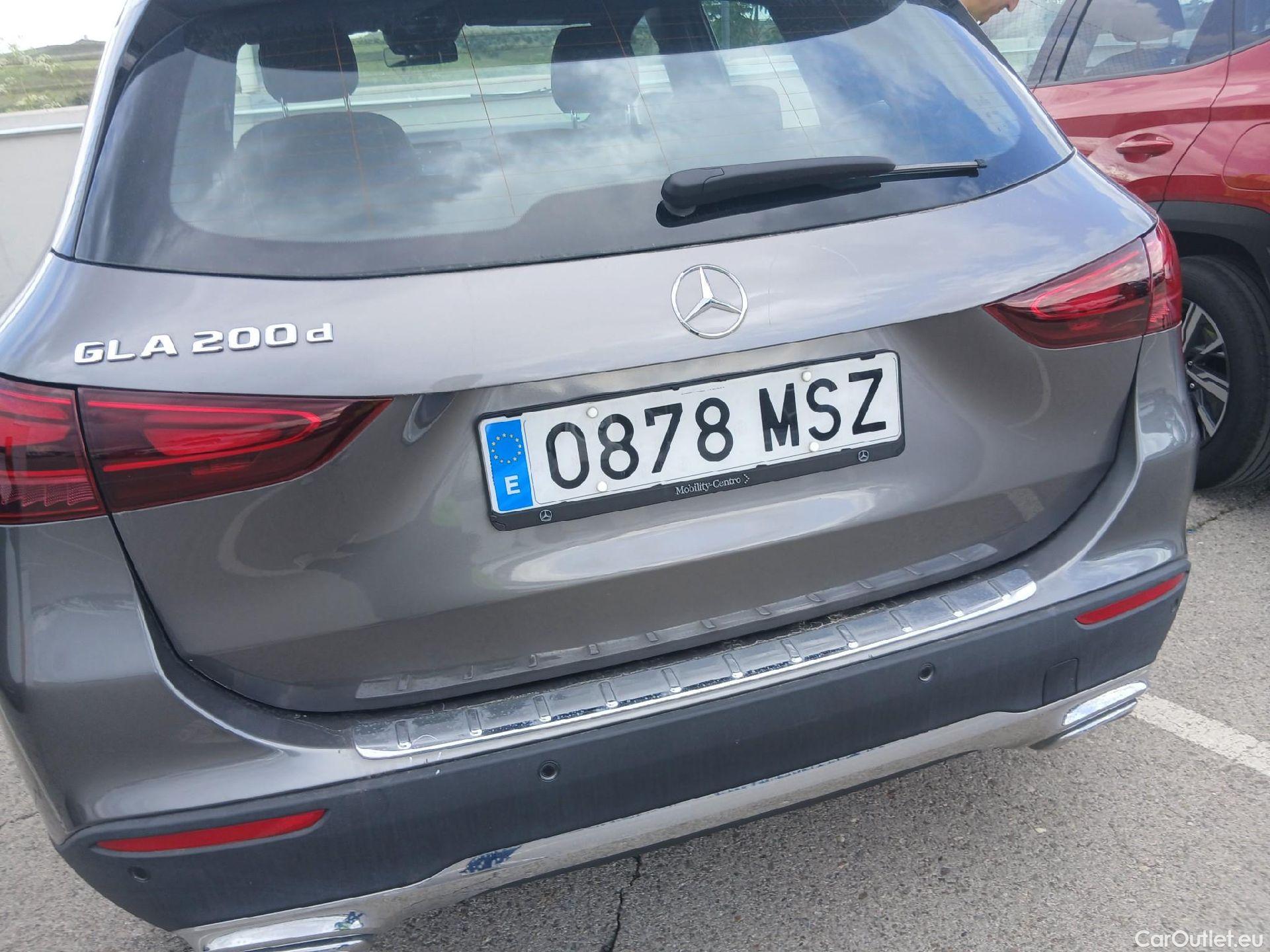  Mercedes  GLA MERCEDES-BENZ  / 2023 / 5P / todoterreno  200 D (AC)  #7