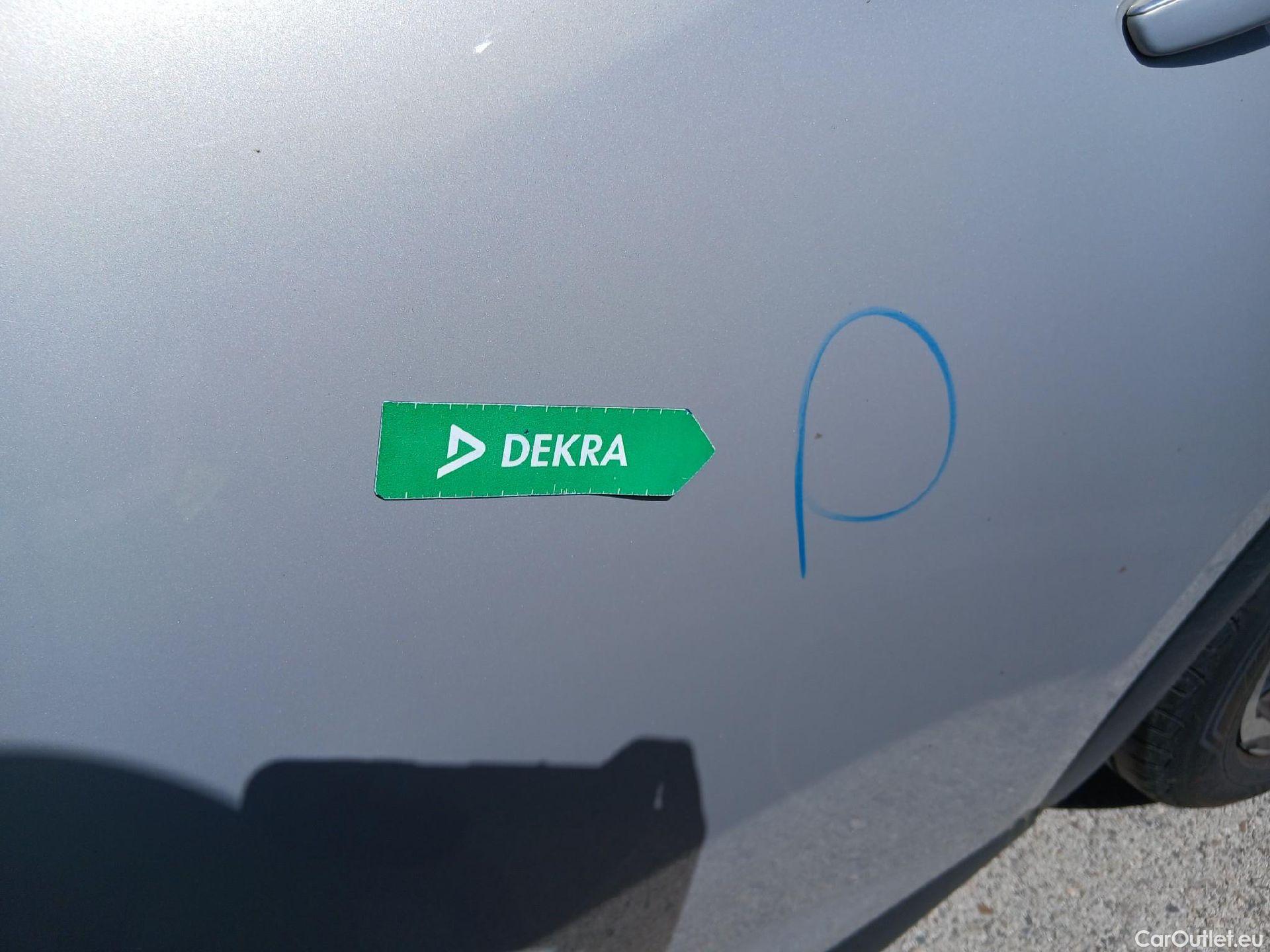  DS  DS7 DS DS 7 Crossback / 5P /  BlueHDi DE 130 CV AT. PERF.LINE #15