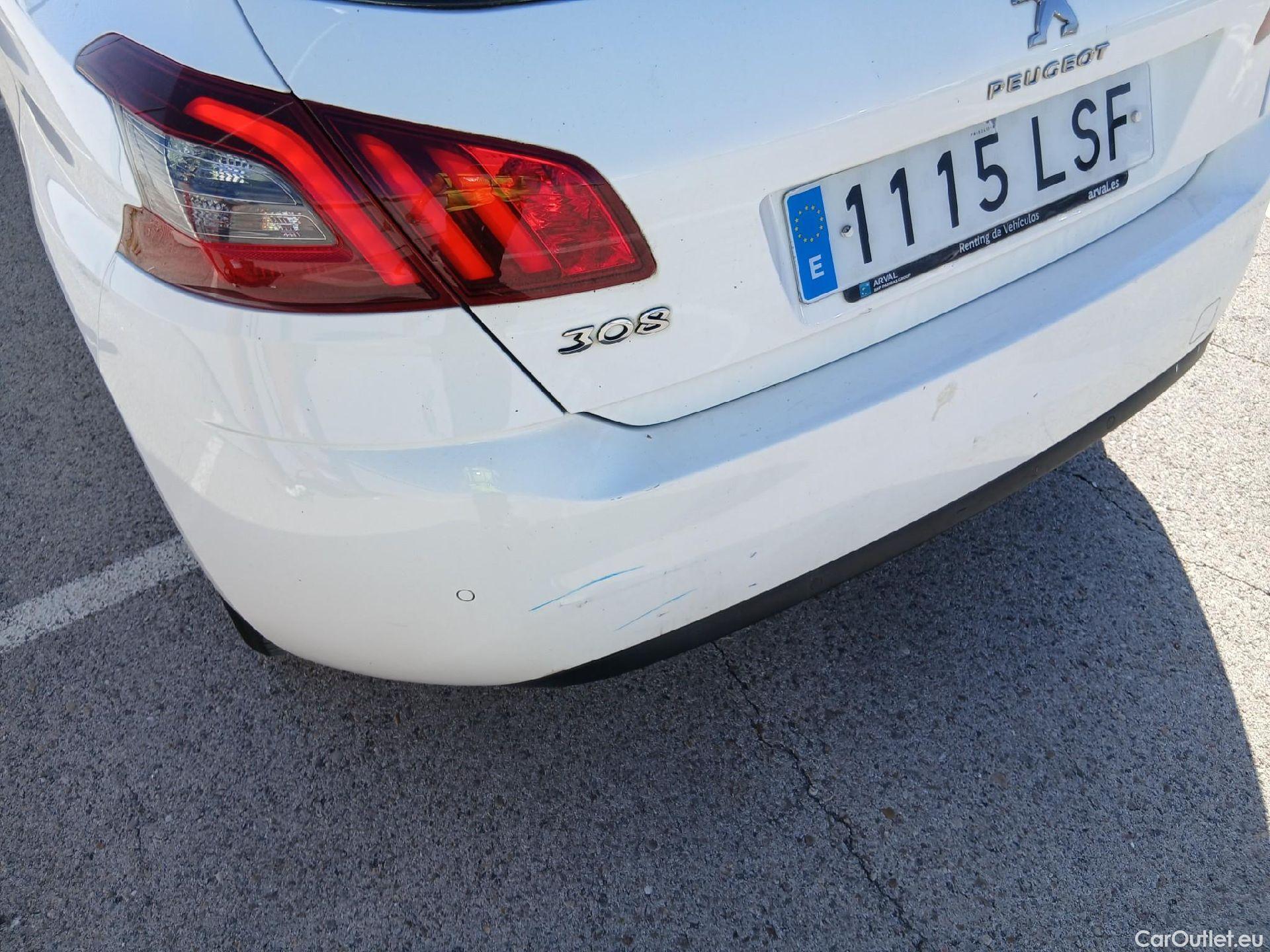  Peugeot  308 PEUGEOT  / 5P / Style BlueHDi 130 CV #29