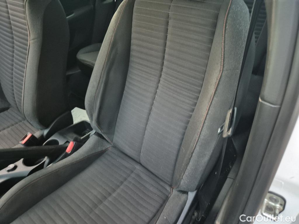  Peugeot  2008 PEUGEOT  / 2019 / 5P / todoterreno Active Pack BlueHDI 81kW (110CV) #1