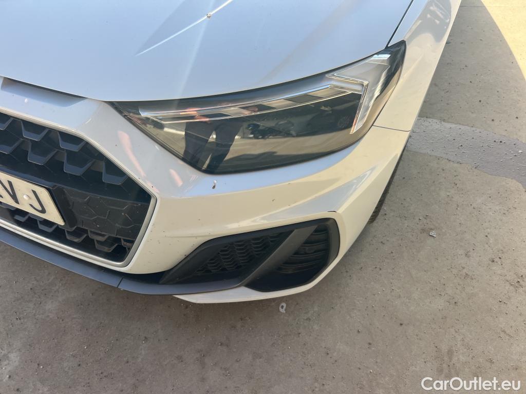  Audi  A1 Sportback AUDI  Adrenalin 30 TFSI S tron / 5P #13