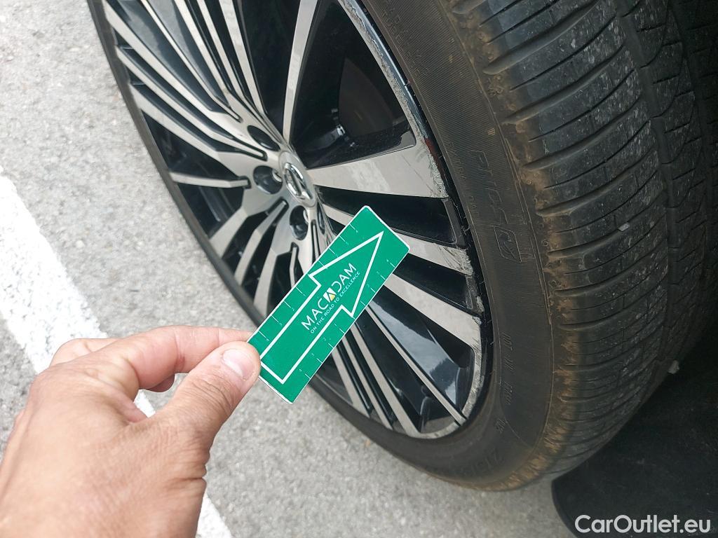  Volvo  XC90 VOLVO  / 2019 / 5P / todoterreno 2.0 T8 AWD Recharge R-Design Auto #8