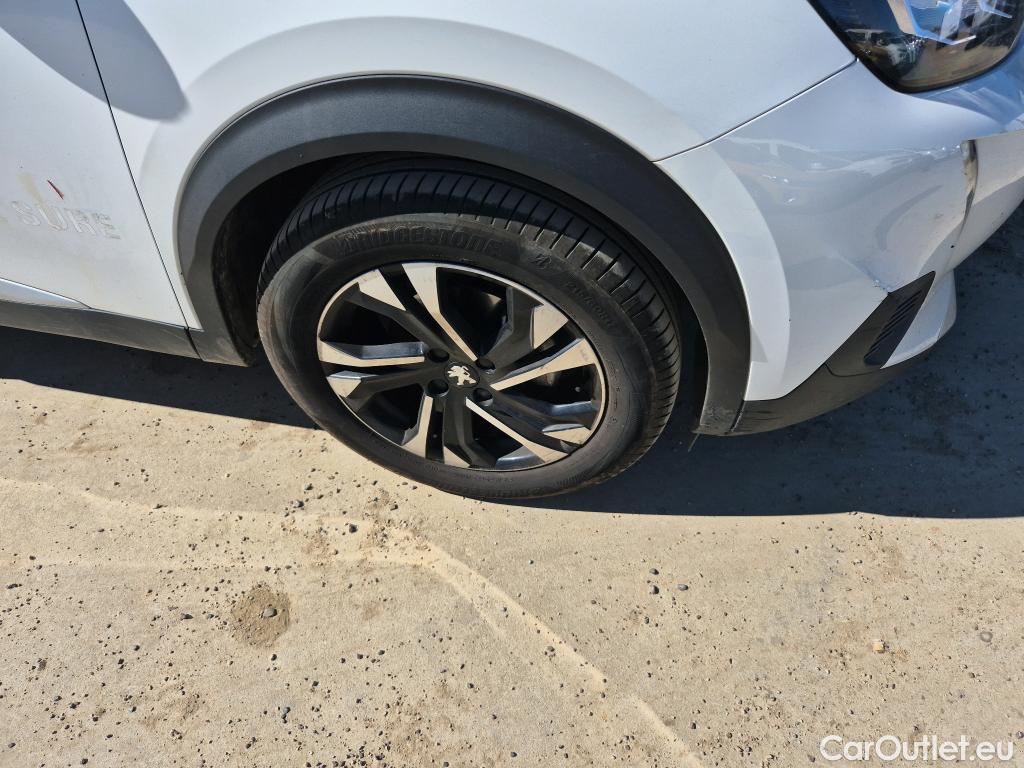  Peugeot  2008 PEUGEOT  / 2019 / 5P / todoterreno Allure BlueHDI 81kW (110CV) #1