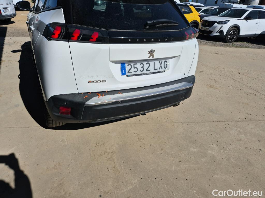  Peugeot  2008 PEUGEOT  / 2019 / 5P / todoterreno Allure BlueHDI 81kW (110CV) #15