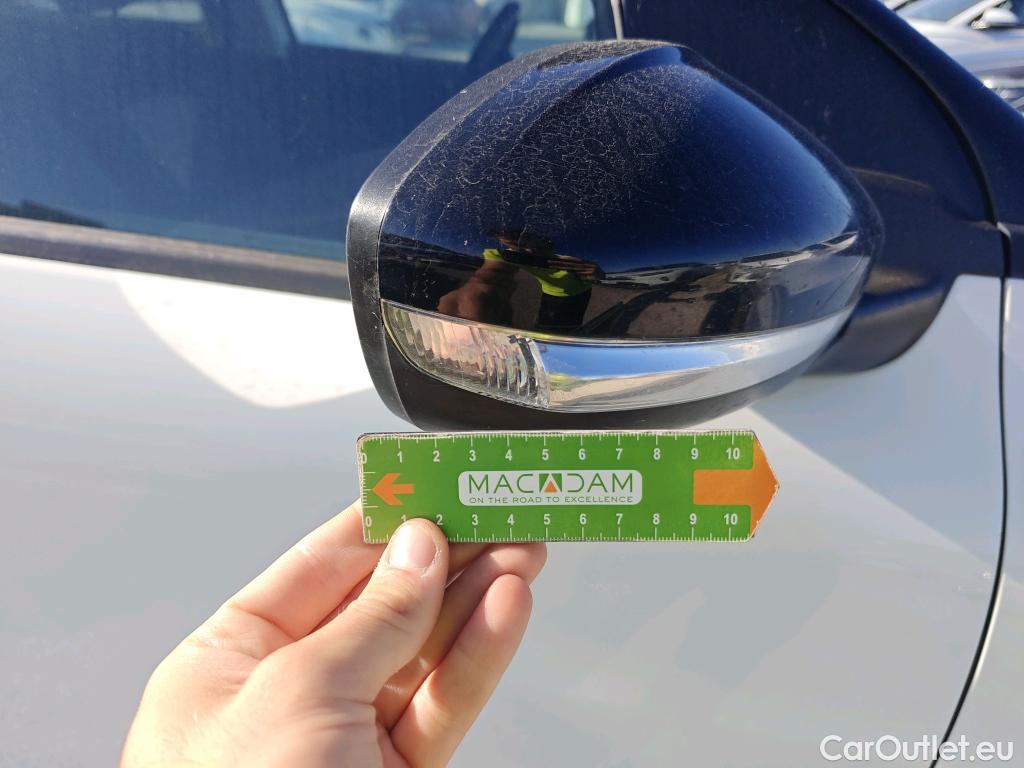  Citroen  C4 Cactus CITROEN  BlueHDi 100 CV/ 5P  #41
