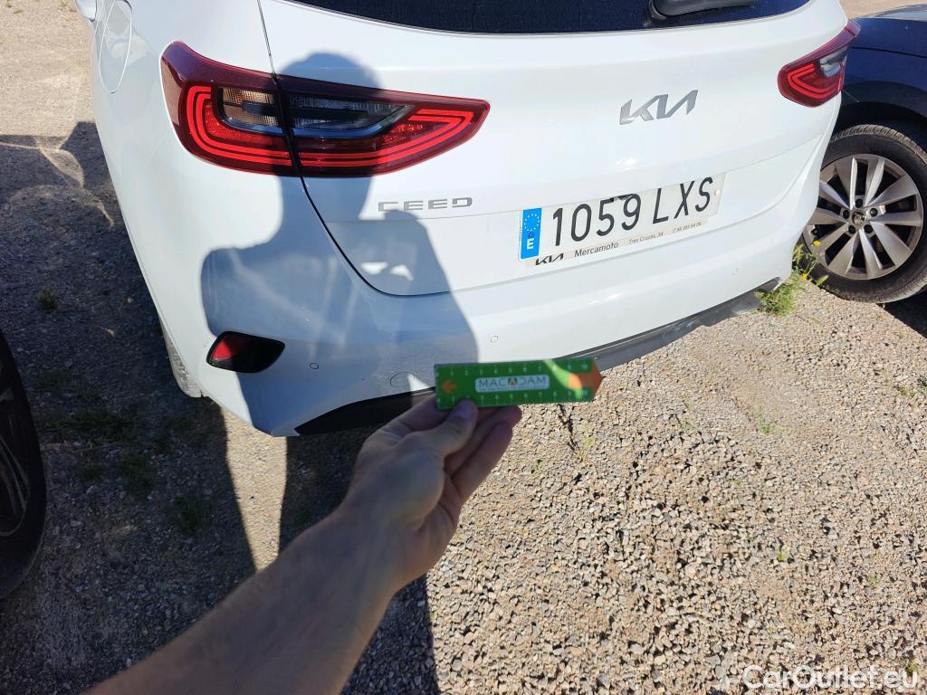  KIA  Cee'd KIA Ceed / 2021 / 5P / berlina con portón 1.0 T-GDi 88kW (120CV) Tech #36