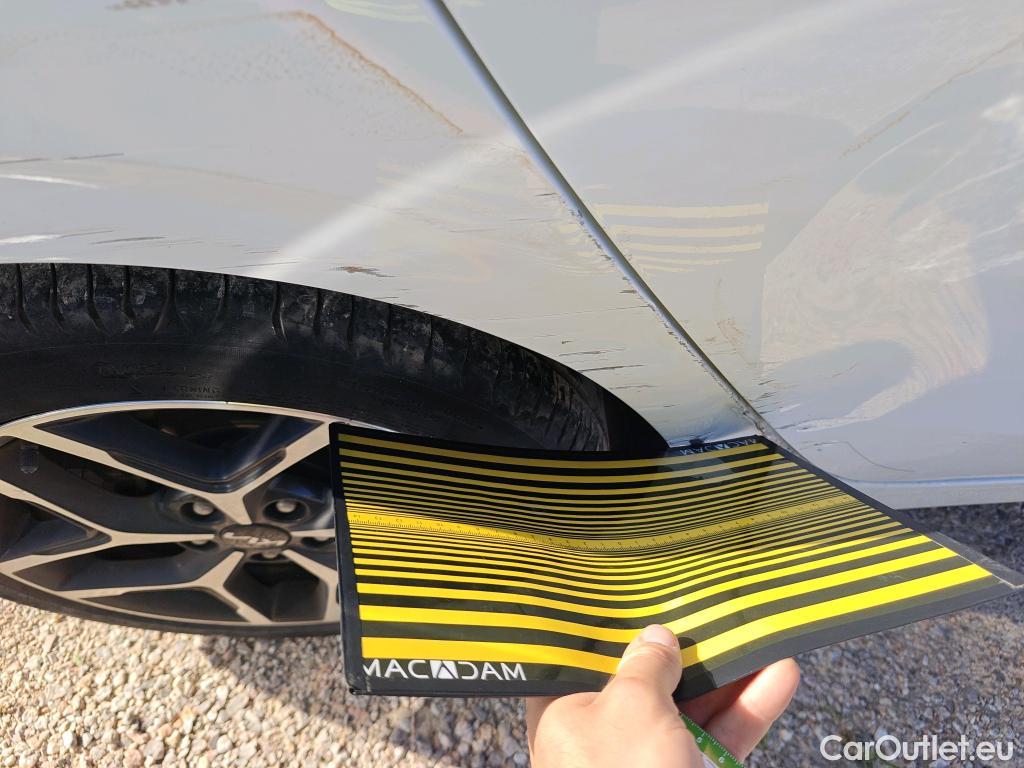  KIA  Cee'd KIA Ceed / 2021 / 5P / berlina con portón 1.0 T-GDi 88kW (120CV) Tech #3