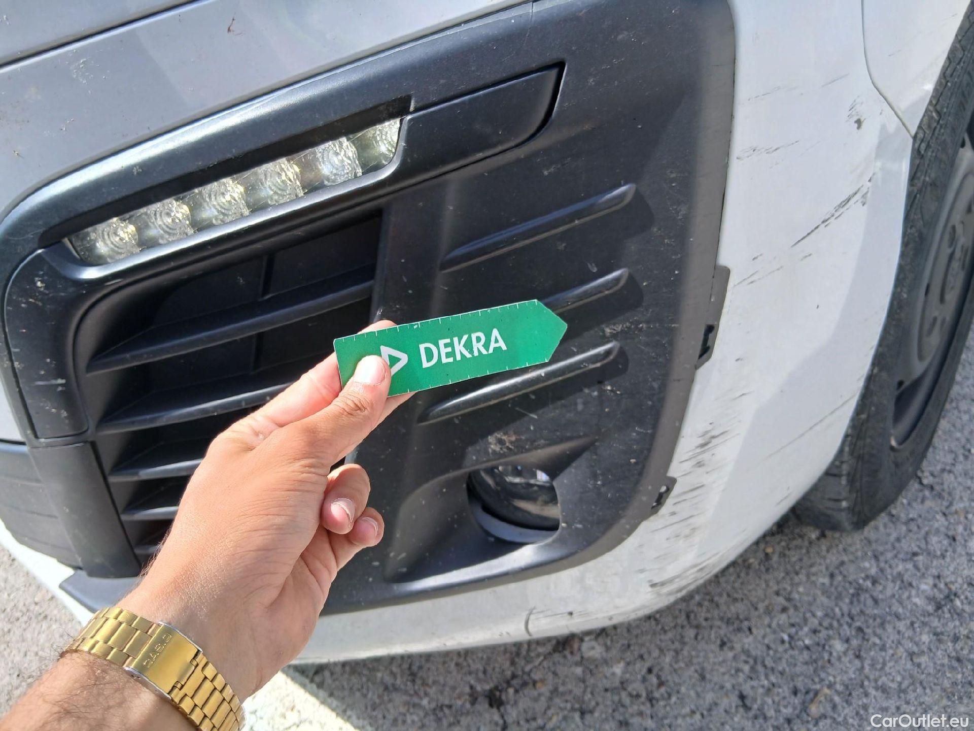  Fiat  Scudo FIAT  / 4P /  Furgón L2 120cv MT6 Business  #16