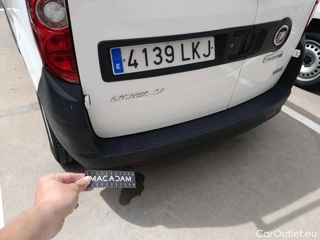  Fiat  Doblo FIAT Doblò Cargo/2015/3P/furgón derivado de turismo Cargo Base Plus 1.4 Tjet 89kW GNC  #18
