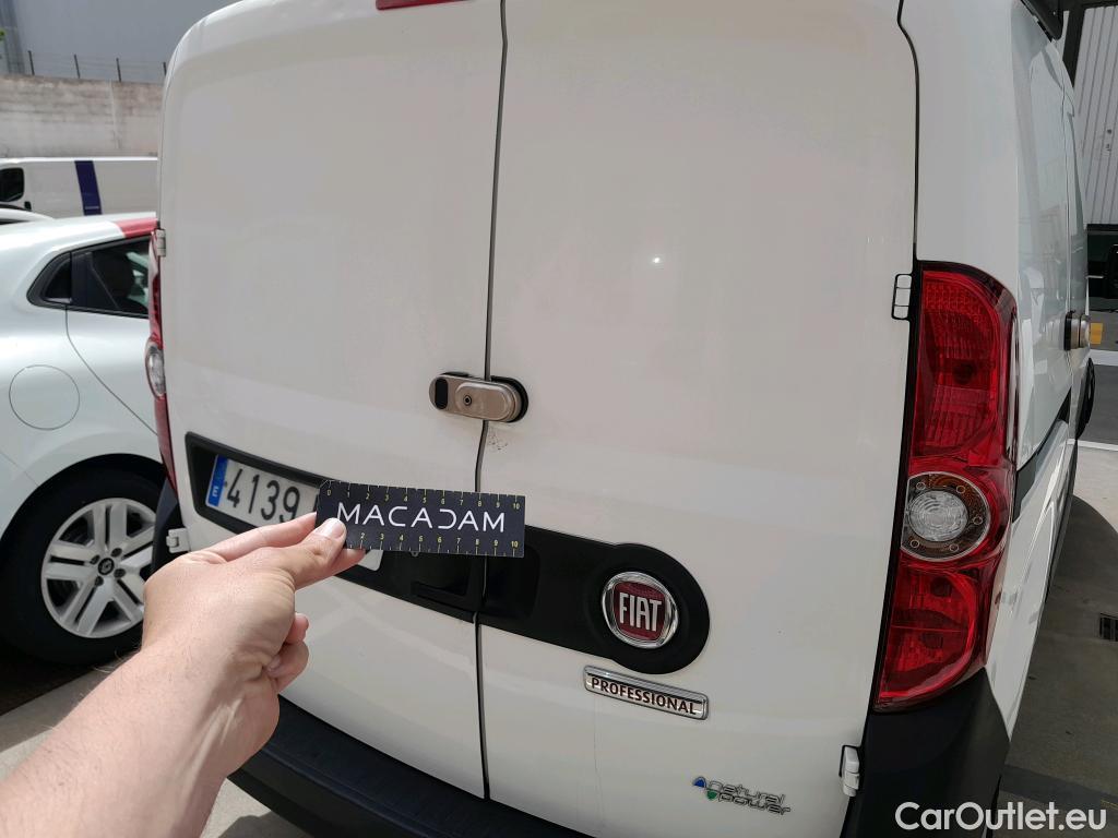  Fiat  Doblo FIAT Doblò Cargo/2015/3P/furgón derivado de turismo Cargo Base Plus 1.4 Tjet 89kW GNC  #32