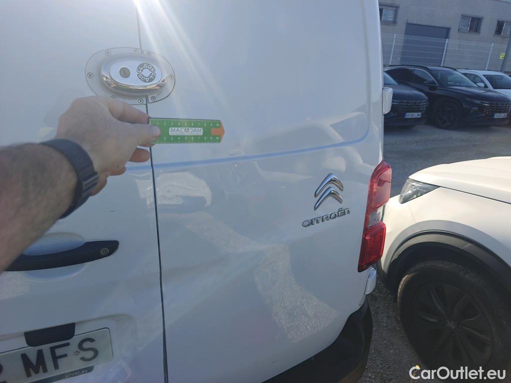  Citroen  Jumpy CITROEN  / 2016 / 4P / furgón Furgón Talla M BlueHDi 100 S&S 6v #26