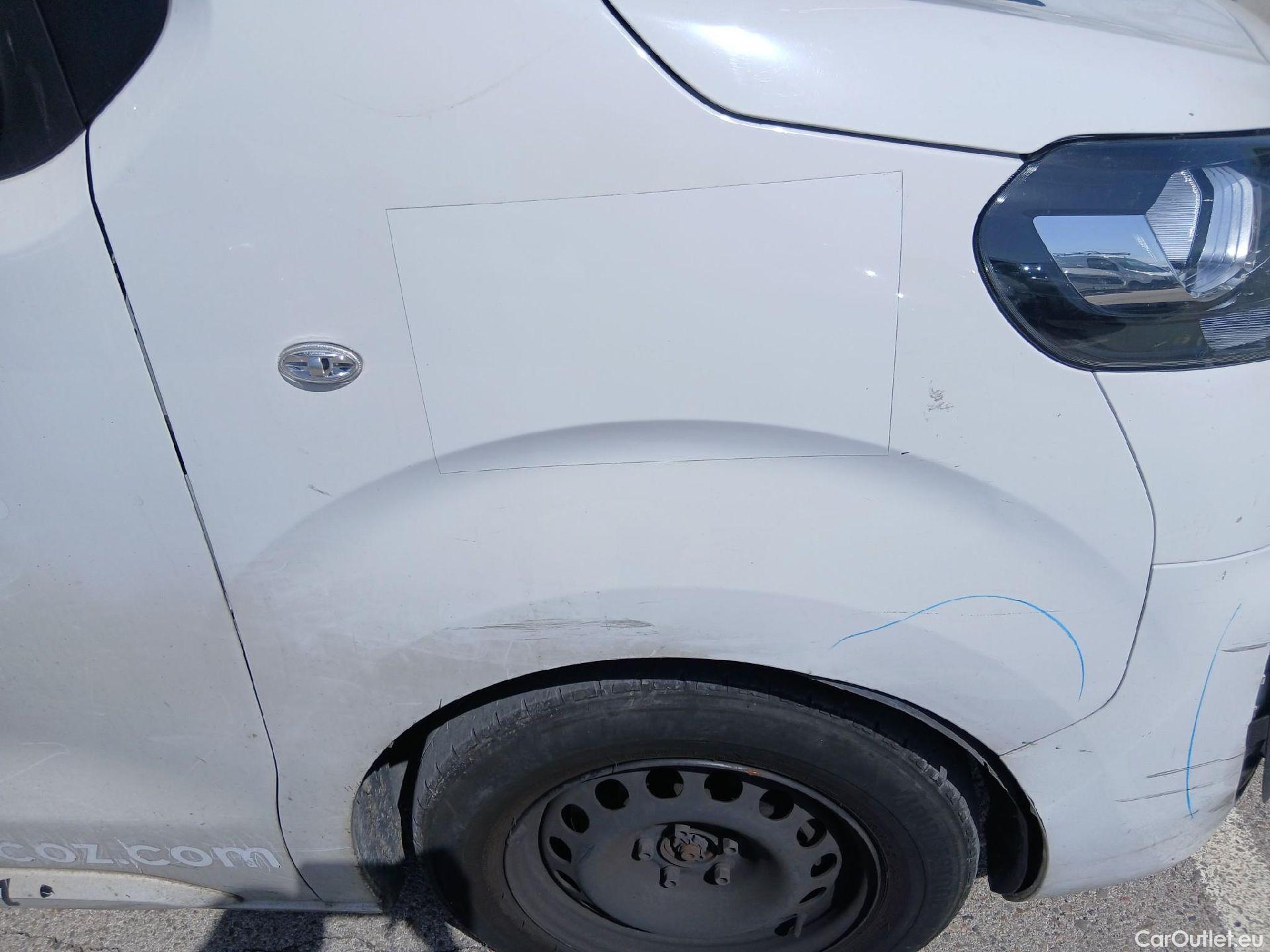  Fiat  Scudo FIAT  / 4P /  Furgón L2 120cv MT6 Business  #70